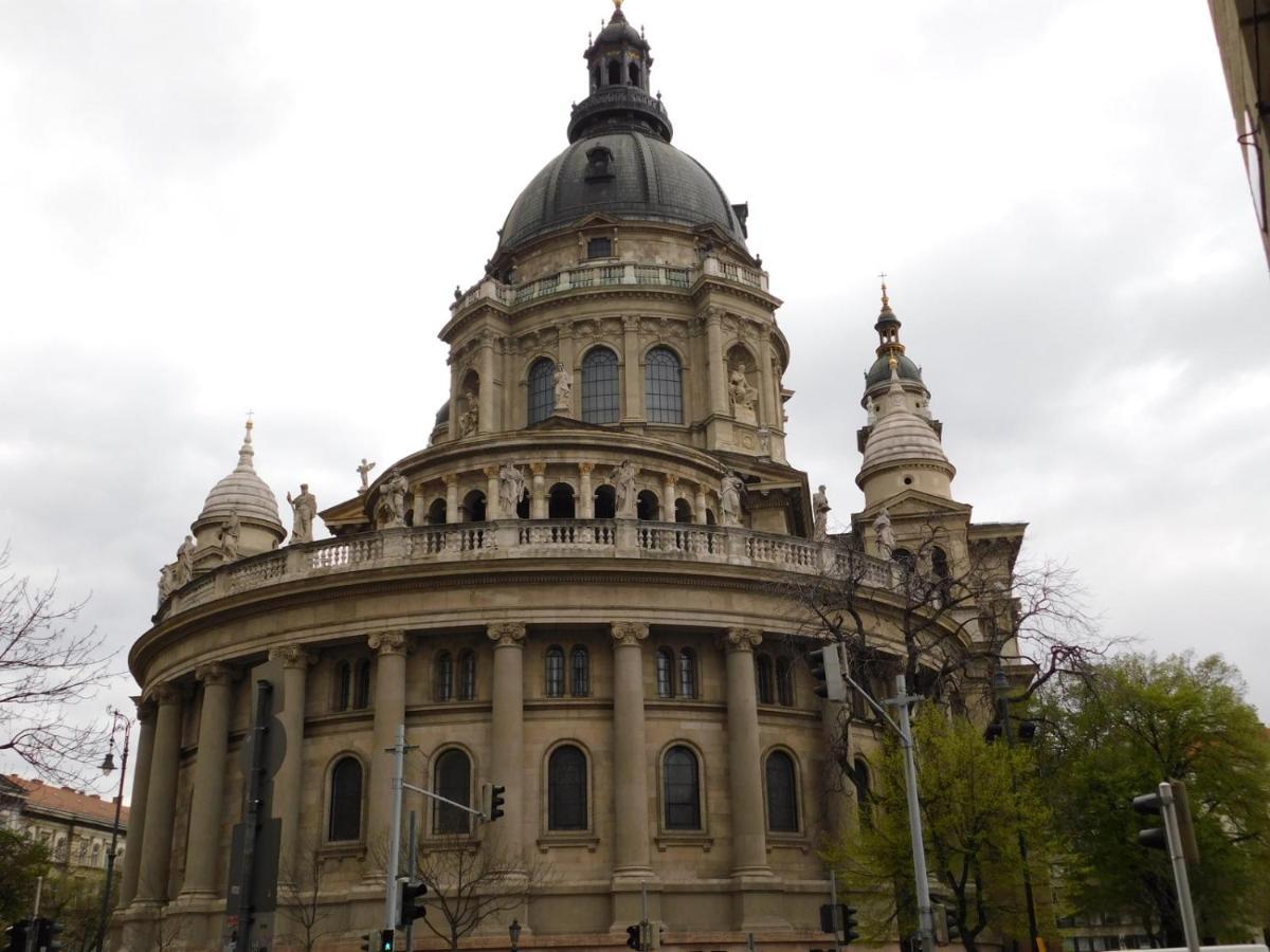 The Wonder Deer Apartment Next To The Opera Self Check-In Budapest Exterior foto